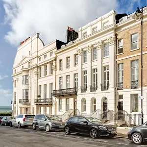 Holiday home Luxury Mansion Townhouse With Private Cinema, Brighton